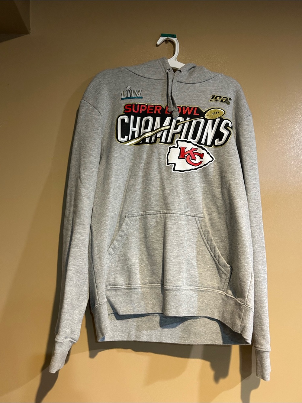 Fanatics Gray Kansas City Chiefs Super Bowl Champions Crewneck